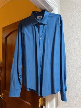 Calvin Klein Men’s Blue Long-Sleeve Dress Shirt